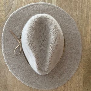 Universal Thread Hat